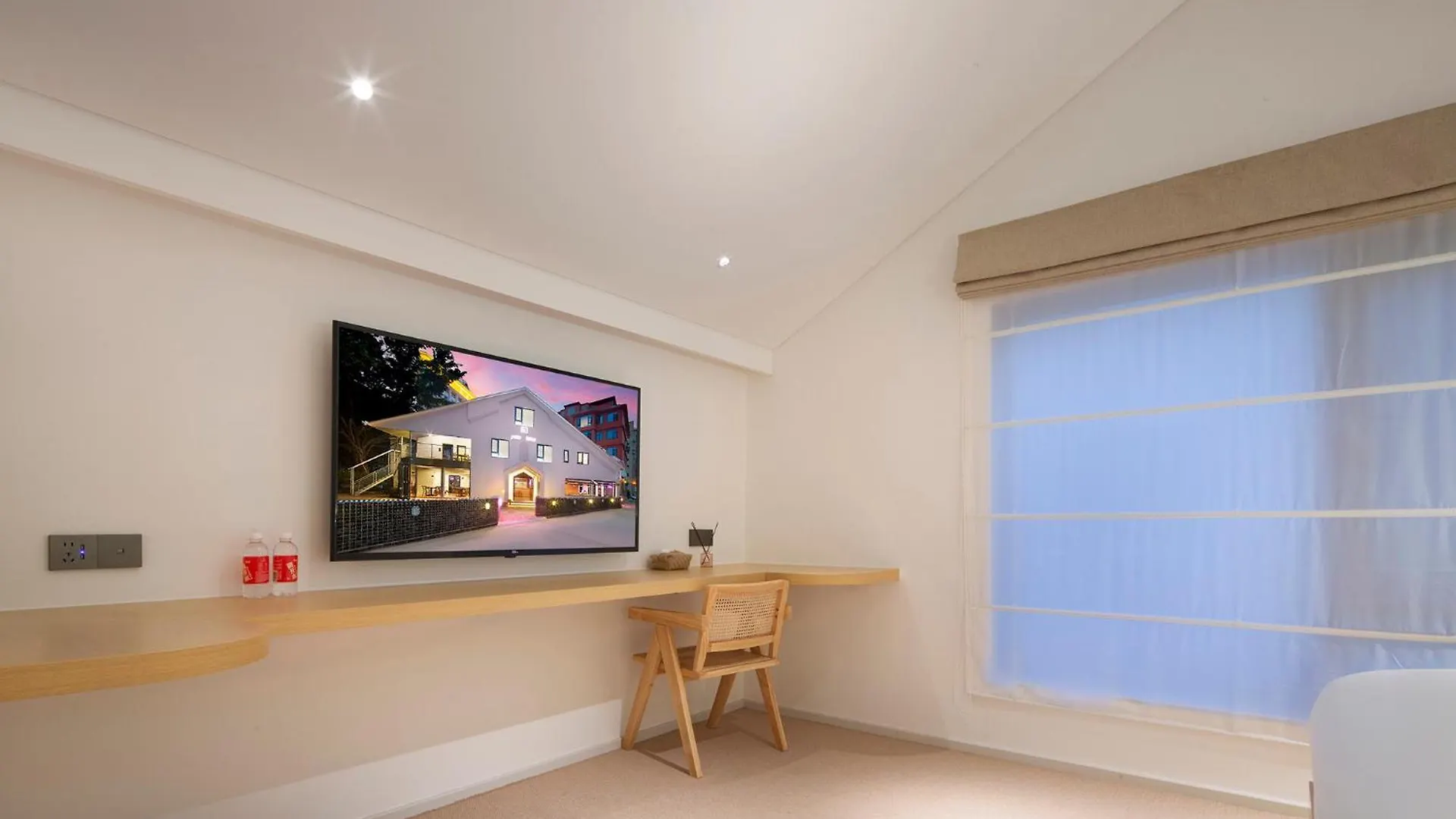 Yolo Vacation Homestay Sanya